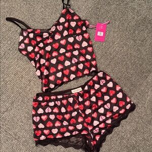 Heart Pattern Pajama Set - Black and Pink